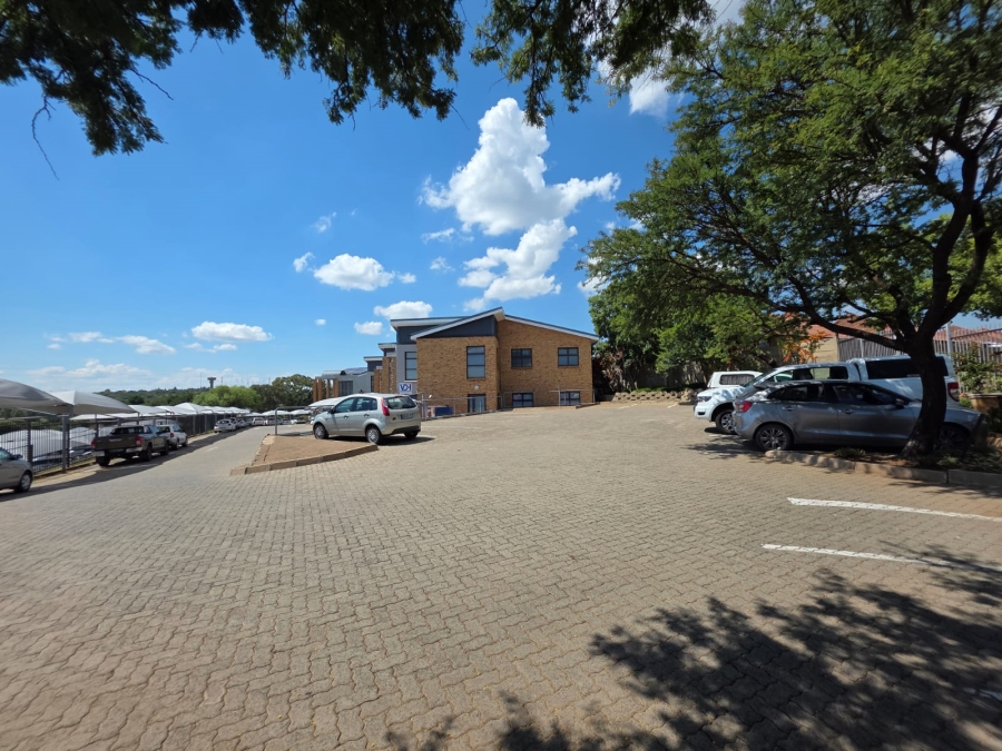 To Let commercial Property for Rent in Langenhovenpark Free State